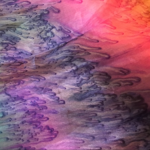 Marine Hand-dyed silk scarf - Picture 2 of 4